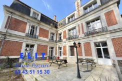 Maison Maison